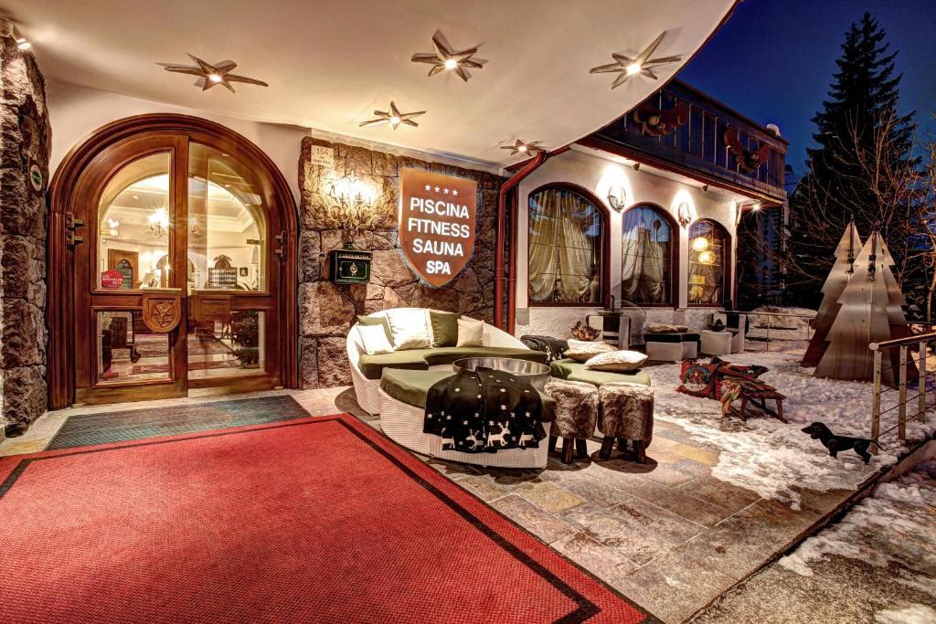 Hotel Regina San Martino Di Castrozza Exteriér fotografie